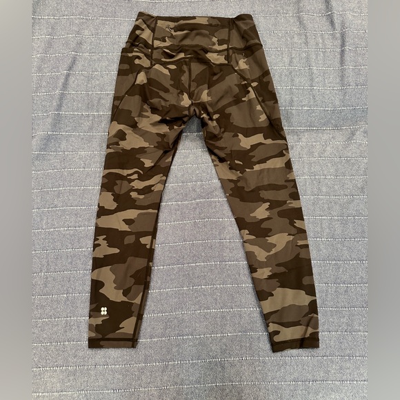 Sweaty Betty Camo Leggings - Picture 3 of 3